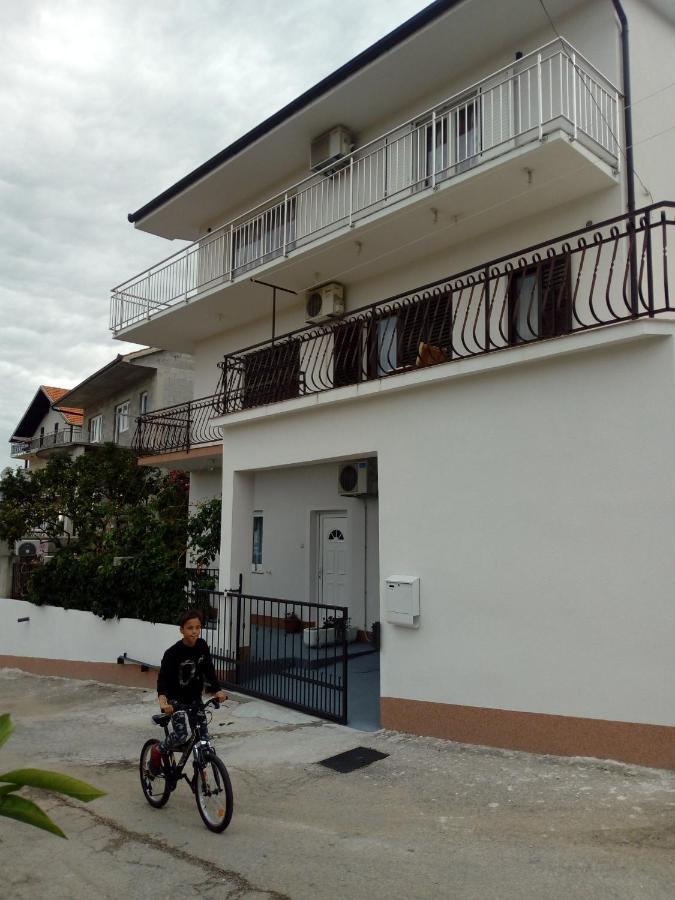 Apartman Radic Trogir Exterior foto