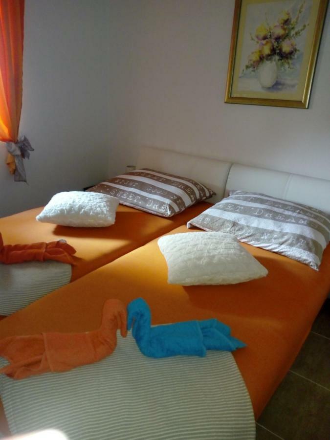 Apartman Radic Trogir Exterior foto